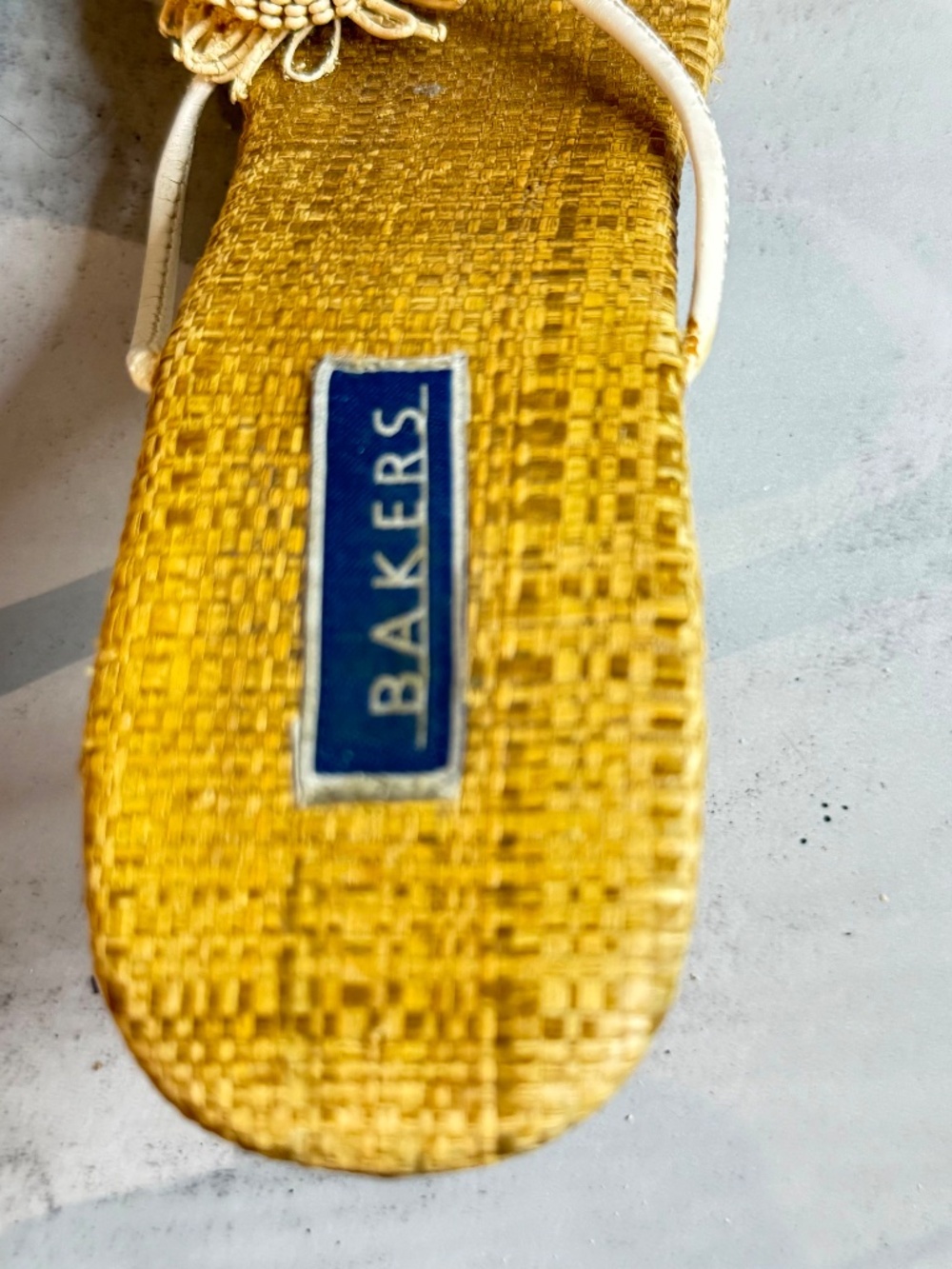 Bakers Sandals Floral Beaded Accents - Picture 6 of 6